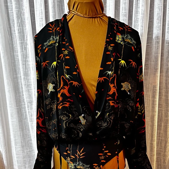 Zara Silky Body Suit. Size Medium. - Picture 2 of 9